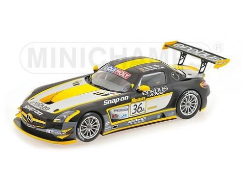 MINICHAMPS 151133136 MERCEDES BENZ SLS AMG GT3 JAGER WINNER 12H BATHURST 2013 Modellino