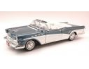 Cararama Motorama MTM73152BW BUICK ROADMASTER 1957 METALLIC BLUE/WHITE 1:18 Scatola rovinata Modellino