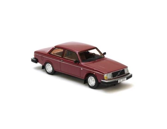 Neo Scale Models NEO43821 VOLVO 242 1979 RED 1:43 Modellino