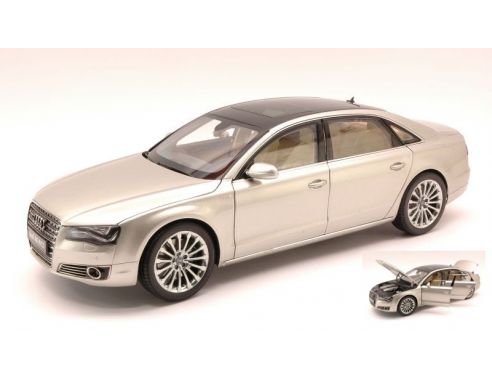 Kyosho KY9231CS AUDI A8 W12 2010 SILVER 1:18 Auto Stradali