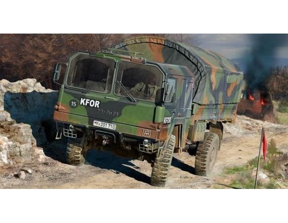 Revell RV3300 LKW 5t MIL.GL (4X4 TRUCK) KIT 1:72 Modellino