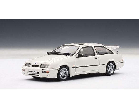 Auto Art / Gateway AA52862 FORD SIERRA COSWORTH 1984 WHITE 1:43 Modellino