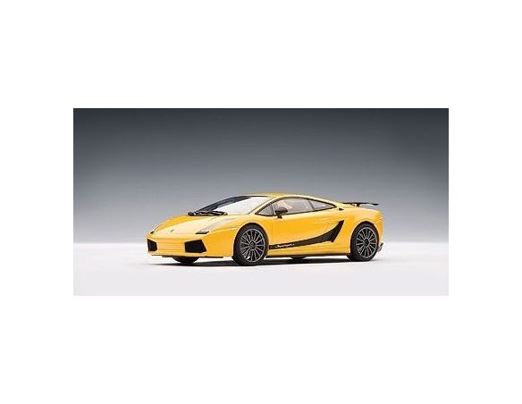 Auto Art / Gateway AA54614 LAMBORGHINI GALLARDO SUPERLEGGERA 2007 GIALLO 1:43 Modellino
