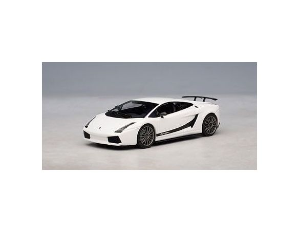 Auto Art / Gateway AA54615 LAMB.GALLARDO SUPERLEGGERA 2007 WHITE 1:43 Modellino