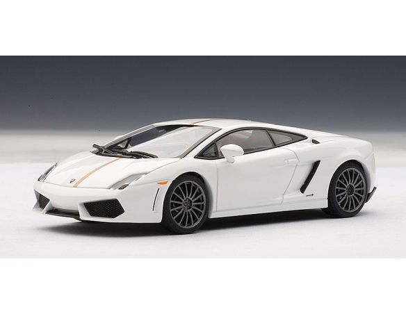 Auto Art / Gateway AA54633 LAMBORGHINI GALLARDO LP550-2 BALBONI 2009 WHITE 1:43 Modellino