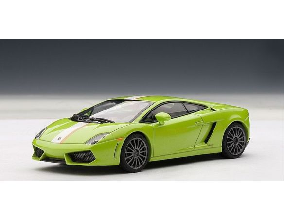 Auto Art / Gateway AA54634 LAMBORGHINI GALLARDO LP550-2 BALBONI 2009 LIGHT GREEN MET.1:43 Modellino