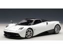 Auto Art / Gateway AA78267 PAGANI HUAYRA 2012 WHITE 1:18 Modellino