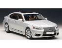 AUTOART AA78841 LEXUS LS600hL 2013 SILVER 1:18 Modellino