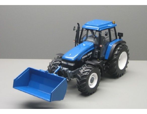 Replicagri REPLI094 TRATTORE NEW HOLLAND 8360 1:32 Modellino