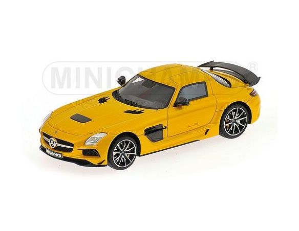 Minichamps 437033022 MERCEDES BENZ SLS AMG BLACK SERIES 2013 YELLOW Modellino
