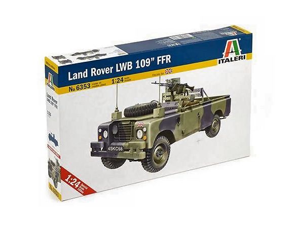 Italeri IT6353 LAND ROVER 109 LWB FFR KIT 1:24 Modellino