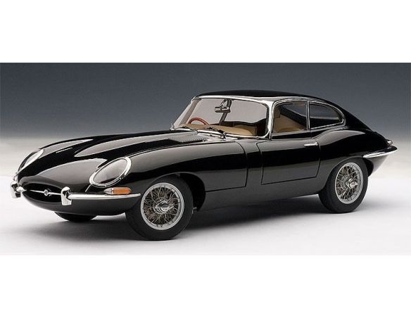 Auto Art / Gateway 73611 JAGUAR E-TYPE COUPE S.I 3.8 1/18 Modellino
