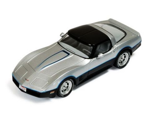 Ixo model CLC251 CHEVROLET CORVETTE C3 1980 SILVER/BLACK 1:43 Modellino