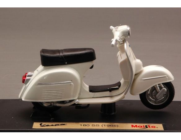 Maisto MI4331 VESPA 180 SS 1965 CREAM 1:43 Modellino