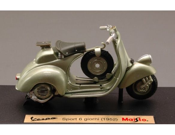 Maisto MI4332 VESPA SPORT 6 GIORNI 1952 METALLIC GREEN 1:18 Modellino