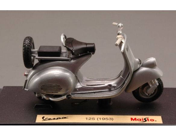 Maisto MI4335 VESPA 125 1953 SILVER 1:18 Modellino