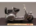 Maisto MI4335 VESPA 125 1953 SILVER 1:18 Modellino