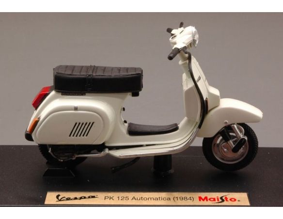 Maisto MI4337 VESPA PK 125 AUTOMATICA 1984 CREAM 1:18 Modellino