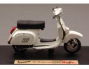 Maisto MI4337 VESPA PK 125 AUTOMATICA 1984 CREAM 1:18 Modellino
