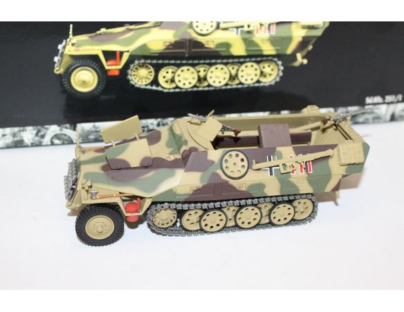 MINICHAMPS 350011270 SD KFZ 251/1 1:35 METAL 4012138042810      Modellino