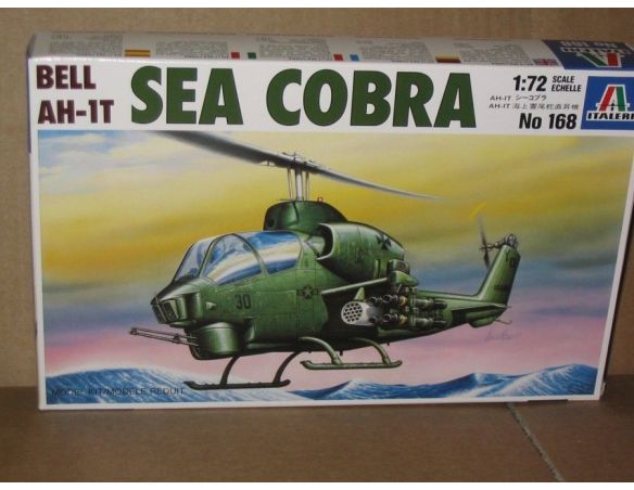 ITALERI IT168 Bell Ah 1T Sea Cobra kit elicotteri Modellino
