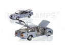 Minichamps PM150084002 Ford Sierra RS LHD Blue 1988 1:18 Modellino