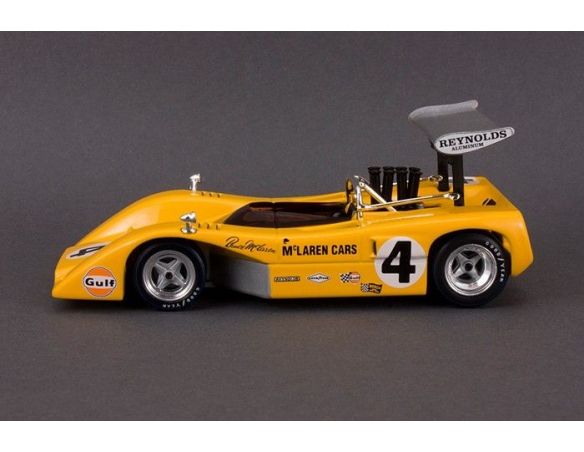 Minichamps 433694304 McLAREN M8B CHAMPION CAN AM 1969 BRUCE 1:43 Modellino