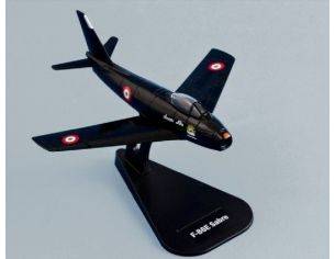 Italeri IT48122 F-86E AERONAUTICA MILITARE SABRE LANCERI NERI 1/100 Aereo Modellino