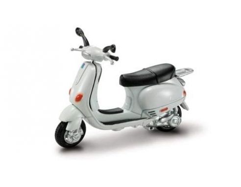 New Ray NY06047 VESPA ET4 125 (1996) 1:32 Moto Modellino