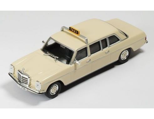 Ixo model CIXJ000027 MERCEDES 240D FRANKFURT 1972 1/43 Modellino