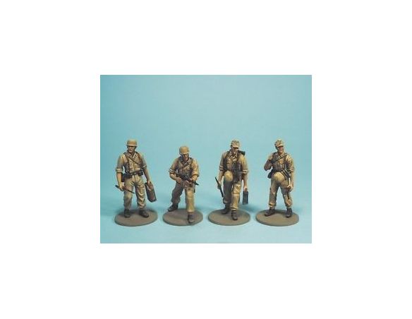 Oryon Collection 2025 GERMAN PARACHUTISTS RAMKE BRIGADE 1/35 Modellino