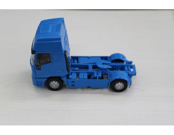 Old Cars 0520 TRATTORE IVECO LD EUROSTAR 1/43 COLORE BLU   Modellino