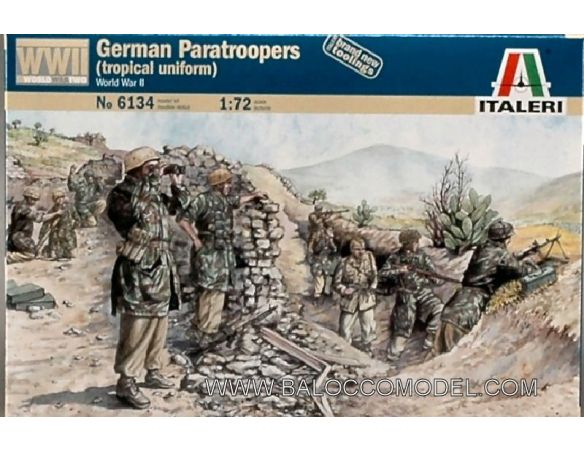 Italeri IT6134 WWII GERMAN PARATROOPERS KIT 1:72 Modellino