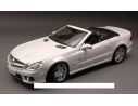 Maisto MI31168 MERCEDES SL 63 AMG 2009 WHITE 1:18 Modellino