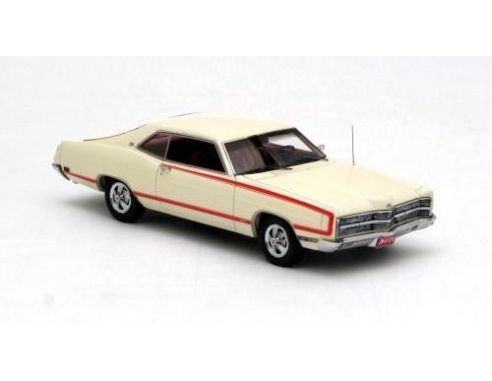 Neo Scale Models NEO44720 FORD XL COUPE' 1969 CREAM 1:43 Modellino