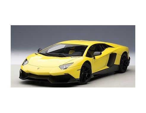 Auto Art / Gateway AA74681 LAMBORGHINI AVENTADOR LP720 50th ANNIVERS.2013 YELLOW 1:18 Modellino