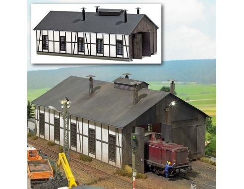 BUSCH 1423 DEPOSITO LOCOMOTORI  HO   mm 265x141x120 Modellino