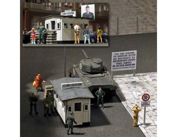 BUSCH 1490 CHECK POINT “CHARLIE”  HO Modellino