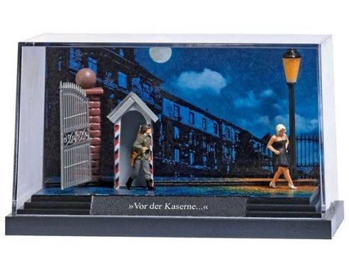 BUSCH 7645 DIORAMA GUARDIA & LUCCIOLA HO Modellino