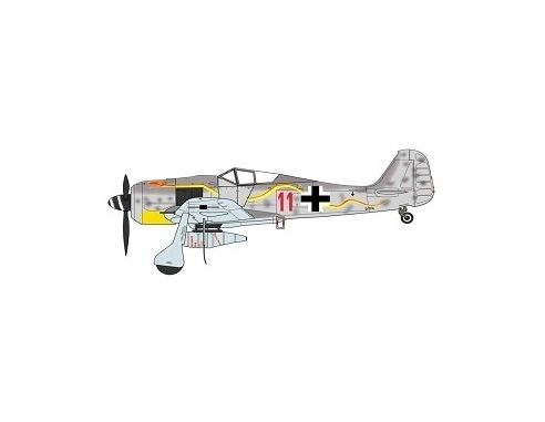 DRAGON WARBIRDS 50322 FW190A-8 RED 11 Modellino