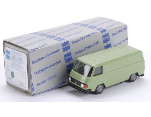 Conrad 1606 MERCEDES BENZ MB170 VAN VERDE 1/50 Modellino