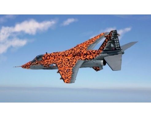 Italeri IT1357 JAGUAR GR.3 BIG CAT SPECIAL COLORS   KIT 1:72 Modellino
