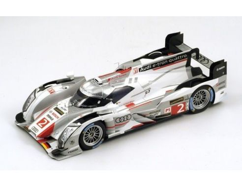 Spark Model S18LM13 AUDI R18 N.2 WINNER LM 2013 KRISTENSEN-DUVAL-MCNISH 1:18 Modellino
