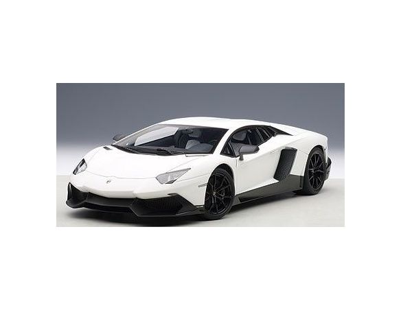 Auto Art / Gateway AA74683 LAMBORGHINI AVENTADOR LP720 50th ANNIVERS.2013 WHITE 1:18 Modellino