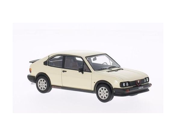 Neo Scale Models NEO45596 ALFA ROMEO ALFASUD TI 1.3 1980 WHITE 1:43 Modellino
