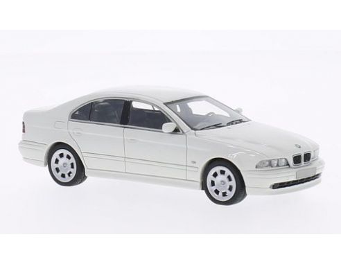 Neo Scale Models NEO49528 BMW 520i (E39) 2002 WHITE 1:43 Modellino