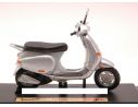 Maisto MI3136Z VESPA ET4 2003 SILVER 1:18 Modellino