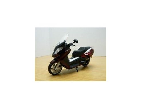 Universal Hobby 1959 PEUGEOT SATELIS 125 COMPRES.BURGUNDY Modellino