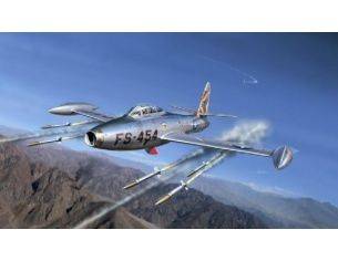 Italeri IT1321 F-84G THUNDERJET KIT 1:72 Modellino