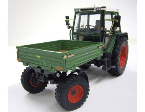 Welly WEIS1008 FENDT 360 GT C/CARRO ANTERIORE 1984-1996 1:32 Modellino